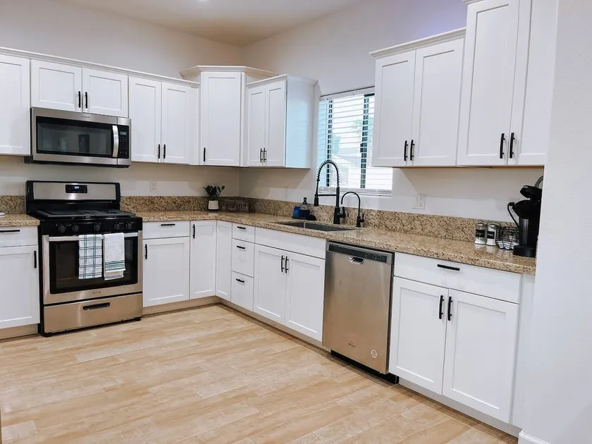 New build! Pool | 3bd | 2ba | Sleeps 7 | Views - Image 1