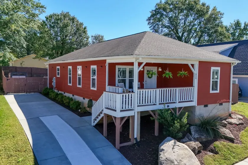 Contemporary Comfort - Charlotte Region - Image 1