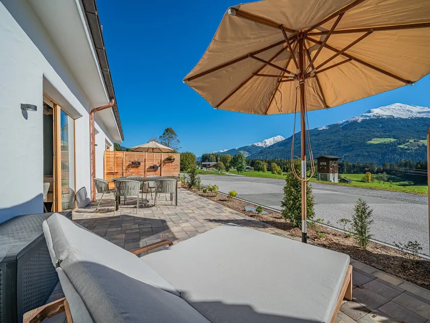 An exclusive retreat with an atmosphere - Image 1