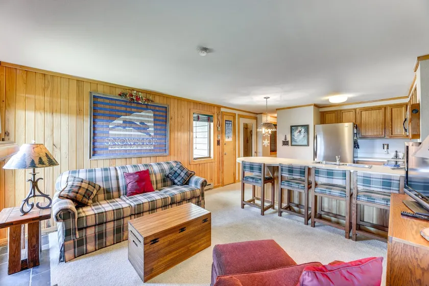 Located in Snowshoe Resort: Townhome w/ Deck! - Image 1