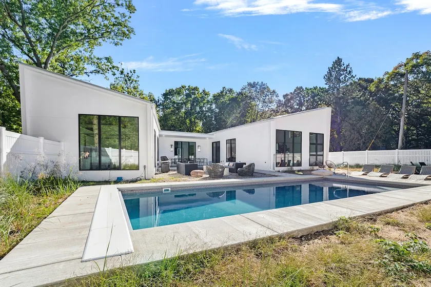 Fab Vacay Home, Pool, Walk to Lake Michigan Beach - Image 1