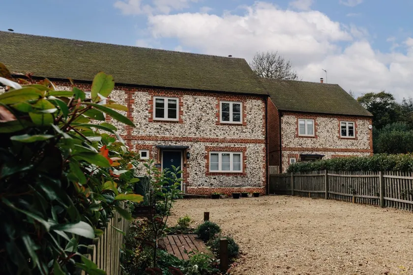 Nixey Cottage - Image 1