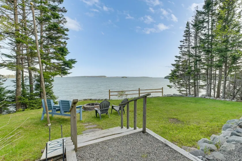 Waterfront Roque Bluffs Hideaway w/ Private Beach - Image 1