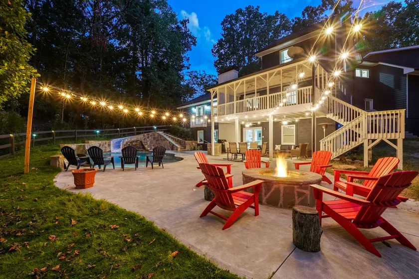 Georgia Lakeside Getaway w/ Private Pool - Image 1