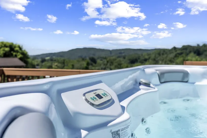 Sparta Luxury Mountain Retreat - Image 1