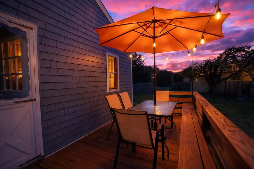Dog-Friendly Coastal Bungalow Near URI - Image 1