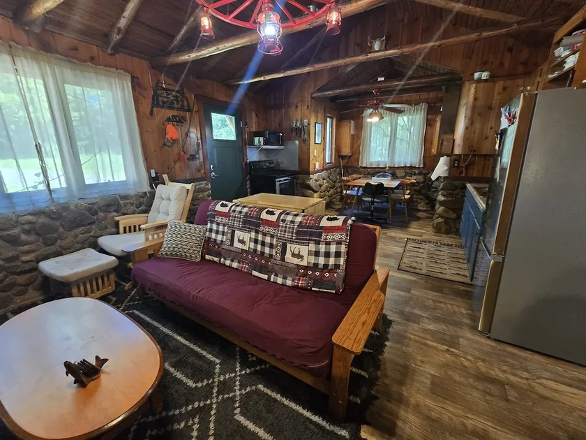 Charming 1940s Cabin on Mohawksin, Firepit, Kayaks - Image 1