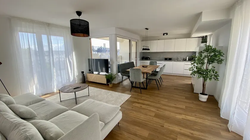 Penthouse Rhein-Main - Image 1