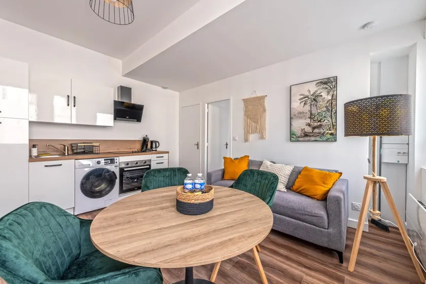 Apartment - Le Anatole France - Image 1