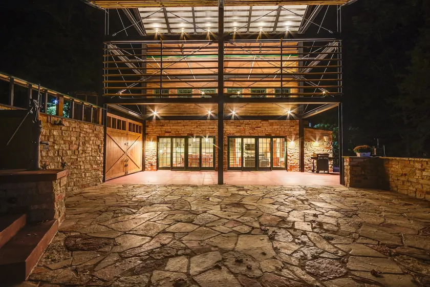 Scenic Getaway w/ Fire Pit & Grill in Columbia! - Image 1