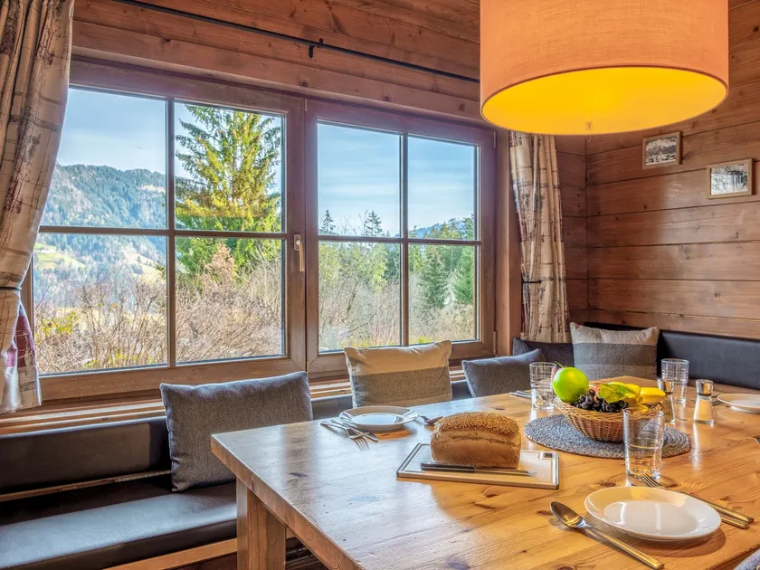 Independent chalet with panoramic forest view - Image 1