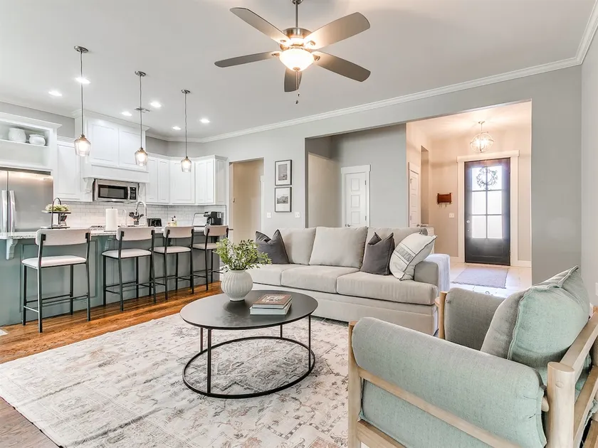 Modern Comfort on SE 38th St - Image 1