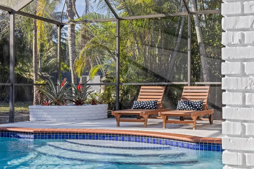 Tranquil Heirloom Hideaway Pool in South Miami - Image 1