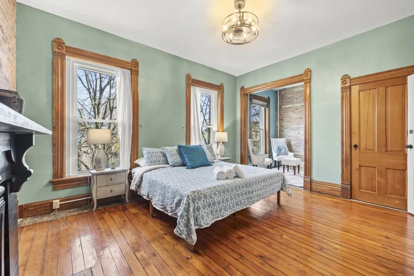 Family-Friendly 5BR Home w/ Private Spa - Image 1