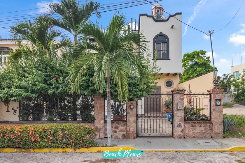 Casa Sandy - Private Golden Zone Villa with Pool - Image 1