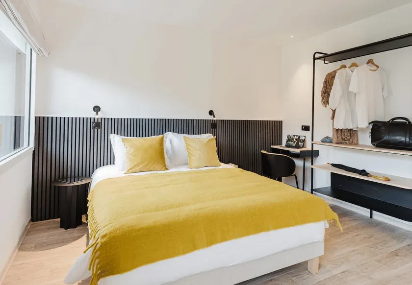 11 - Neostelia-Annecy Aparthotel - Image 1