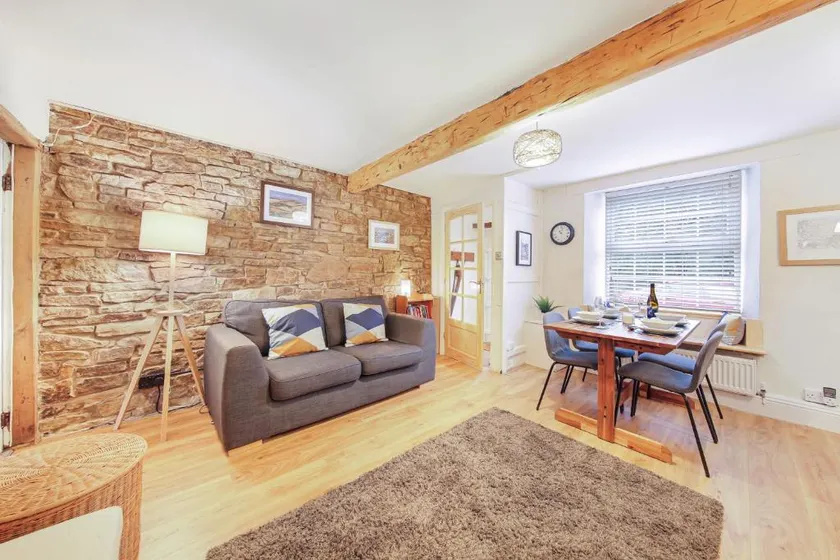 Host & Stay - Batemill Cottage - Image 1
