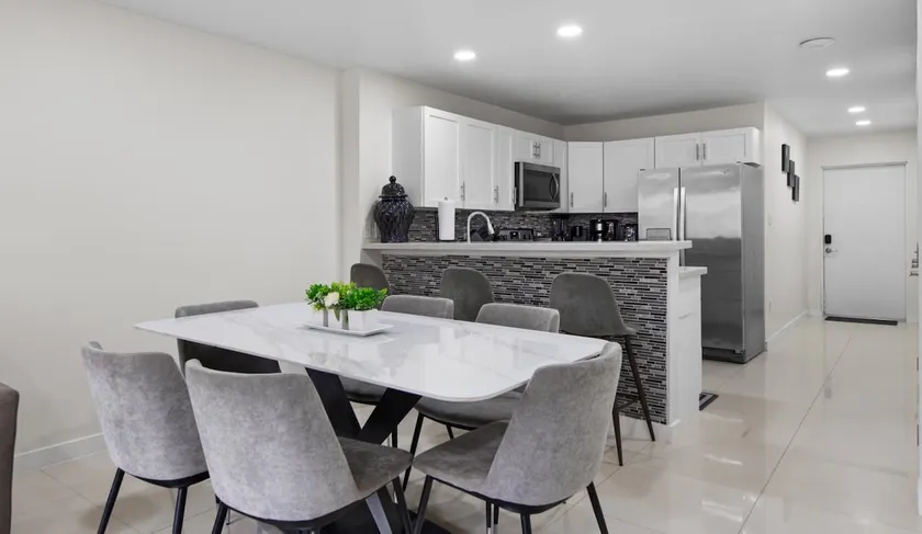 BahiaMar Beachside Comfort & Class - Image 1