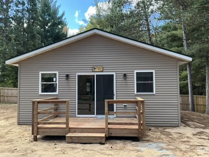 Northern Way Cabin - Image 1