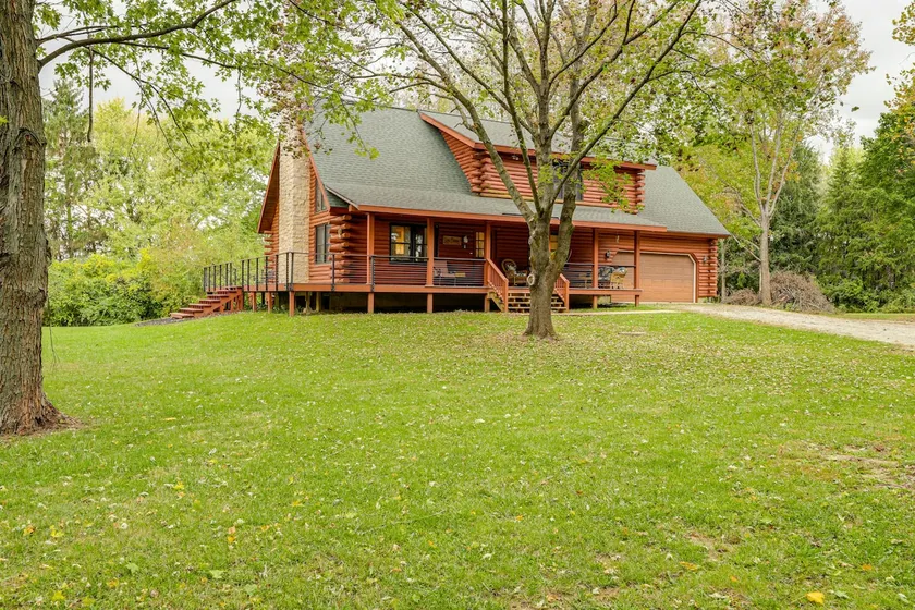 On-site Lake & Gazebo: Cabin in Yellow Springs! - Image 1