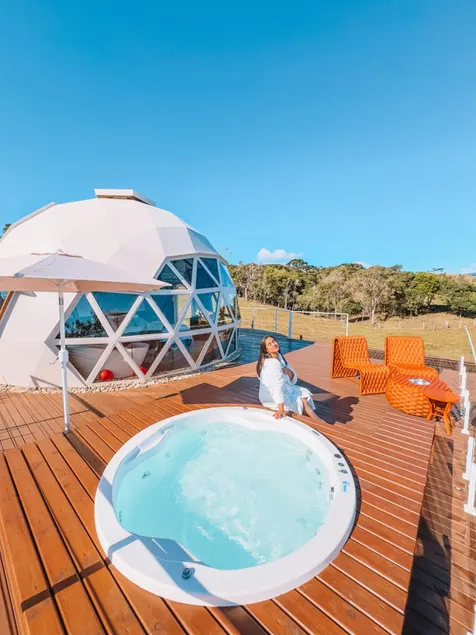 Star Dome with Hot Tub and Jacuzzi - Image 1