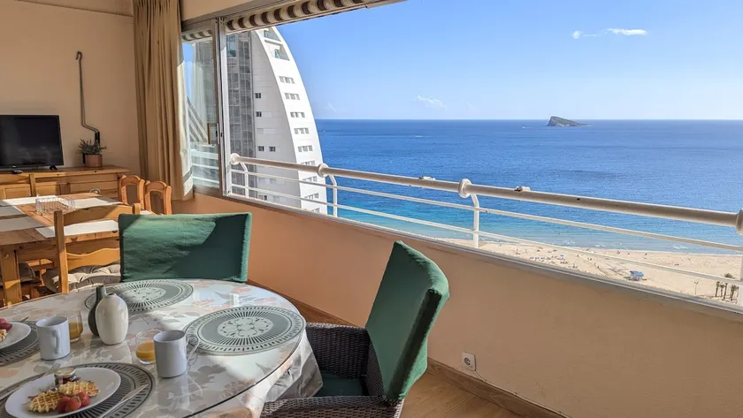 COBLANCA blue sky apartment - Image 1