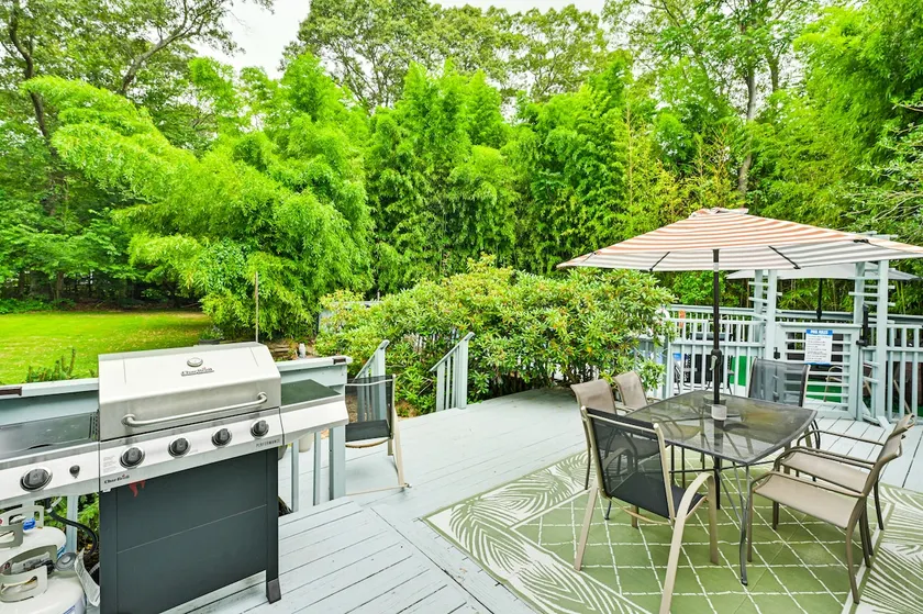 Tranquil & Pet-friendly Estate on Long Island! - Image 1