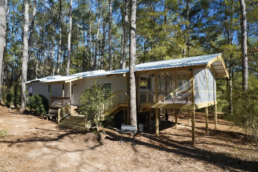 Far Side Cabin at Fortenberry Farm - Image 1