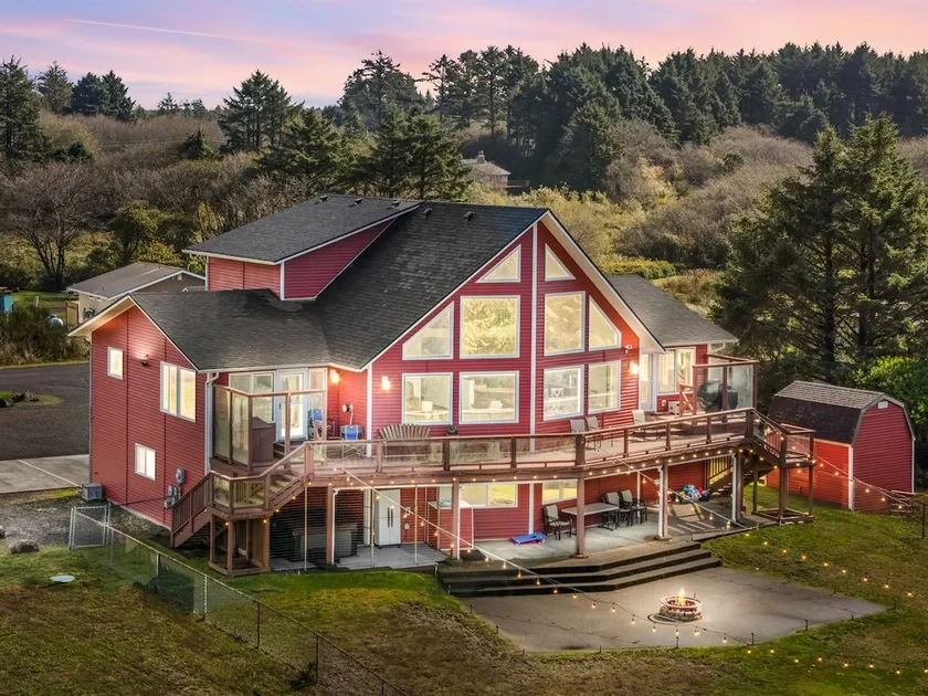 Oceanview Miramar House and Retreat Center - Image 1