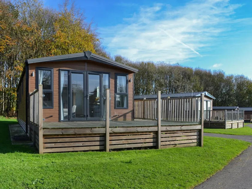 Sunflower Lodge - Image 1
