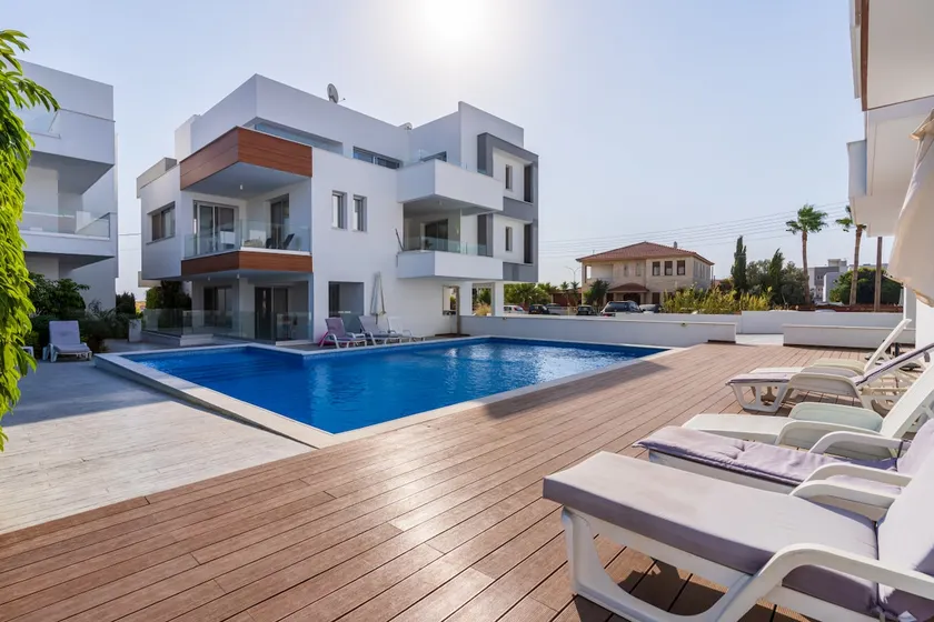 Valleria - 2 BR Apartment W Pool in Larnaca - Image 1