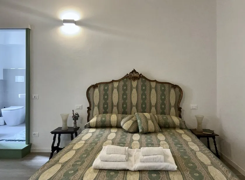 Inn Borromeo - City of Pavia - by HOST4U - Image 1