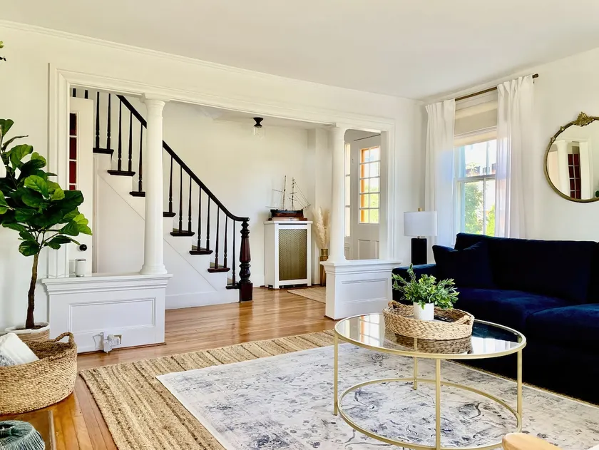 Maxson House Mystic – Easy Walk to Downtown - Image 1