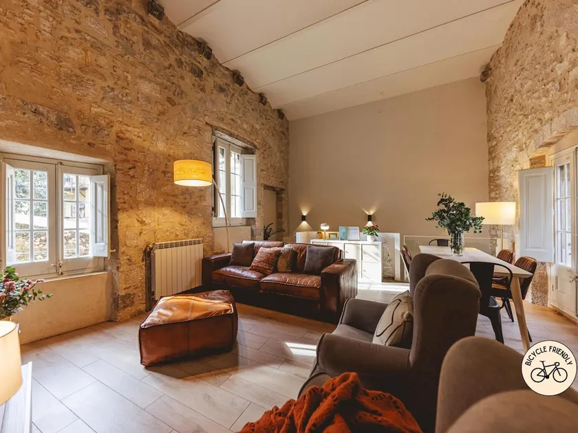 Bravissimo Llebre Duplex, with patio - Image 1