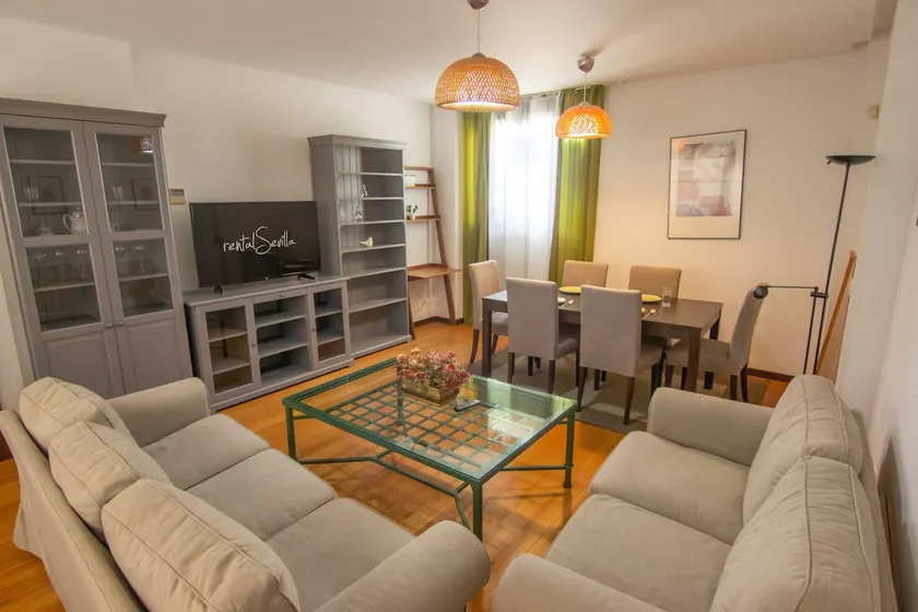 Rentalsevilla Refuge in the Heart of Triana - Image 1