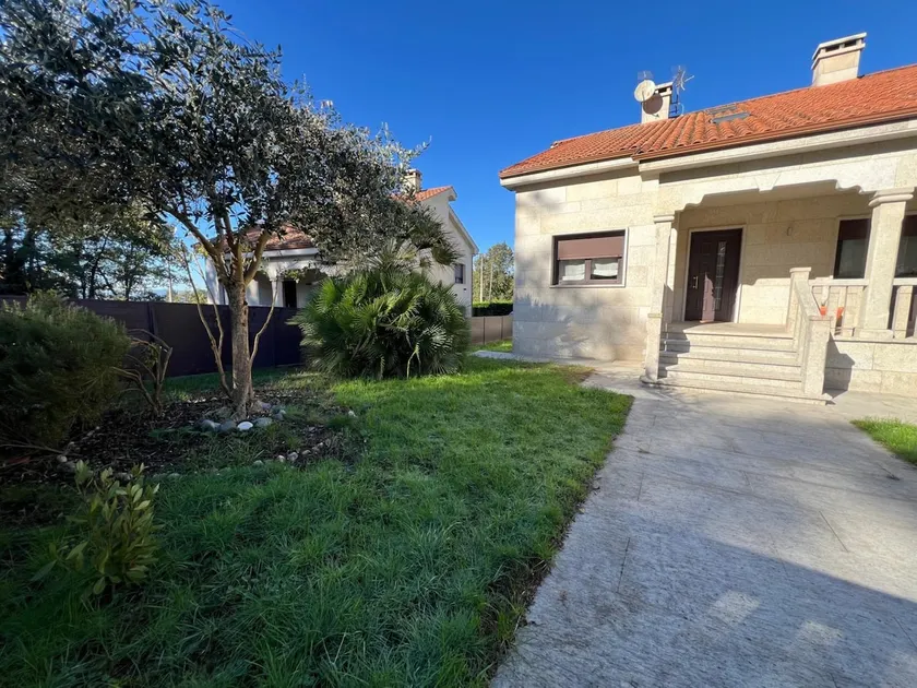 YourHouse Fontevella II - Image 1