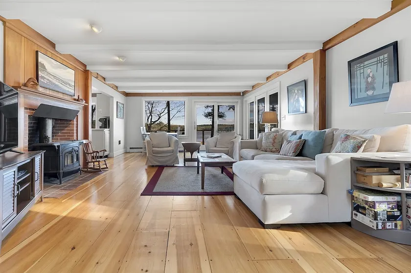 Ferndale House; Woods and Water Views - Image 1