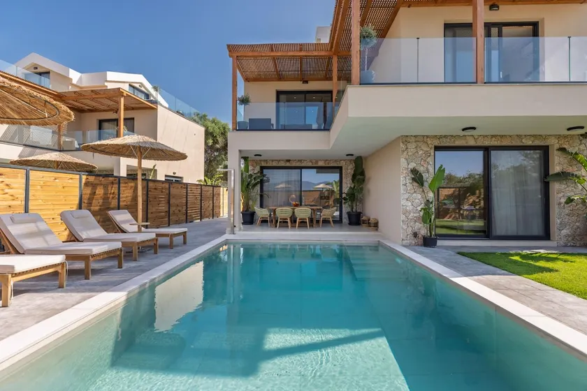 Cameo Luxury Villas - Image 1