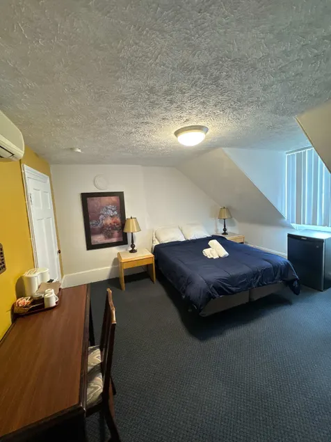 M11 | Le Cavalier du Moulin: 2 beds (in 2 rooms) - Image 1