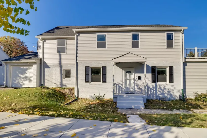 5 Mi to National Mall: DC Home w/ Pool Table - Image 1