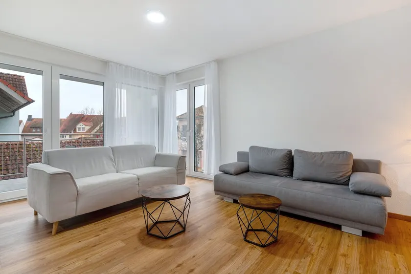 Apartment 4 - Image 1