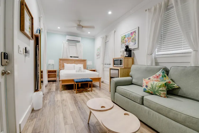 Pilar Cottage | Spectacular Studio w/ Shared Pool - Image 1