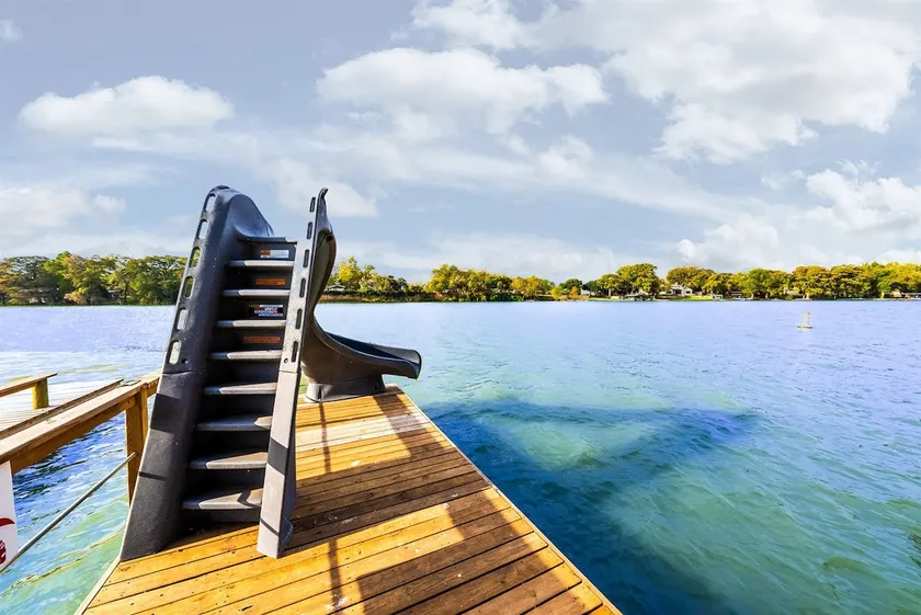 Boat Slip/WaterSlide/Outdoor Kitchen/Paddle Boards - Image 1