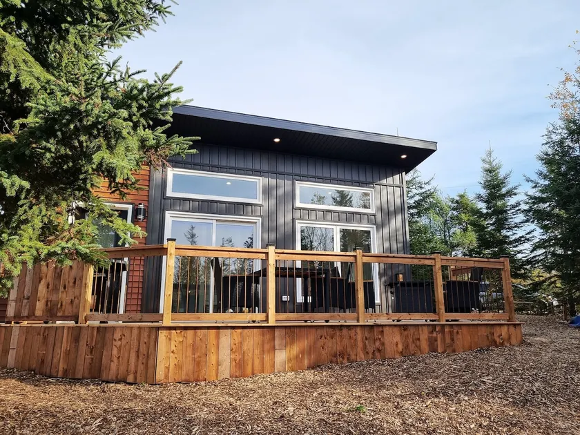 Nature Escape · Hot Tub & Firepit Retreat - Image 1