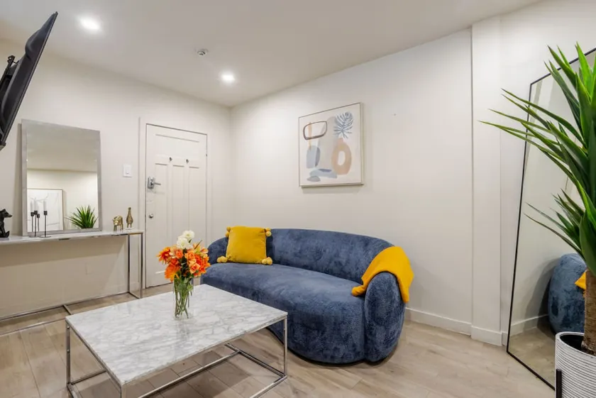 Fantastic & Spacious 3BR in NDG MTL - Image 1