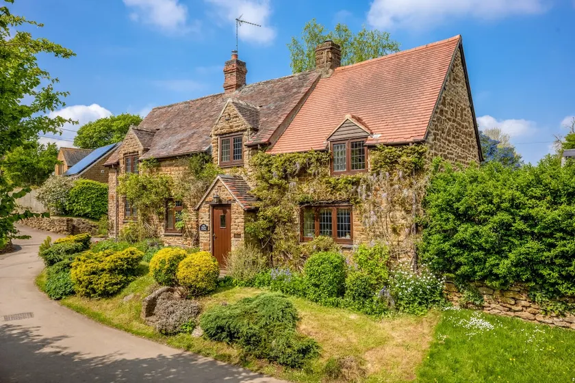 Tom Callows - Gorgeous Rural Cottage in Epwell! - Image 1