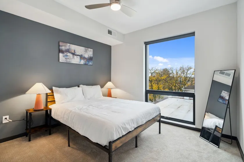 CozySuites Mass with lounge and roof deck #22 - Image 1