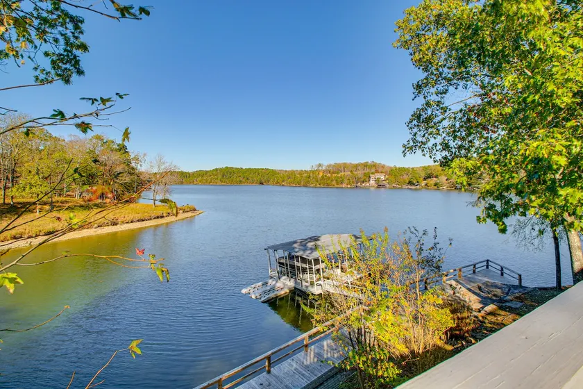 Lake Hamilton Escape w/ Boardwalk & Boat Dock! - Image 1