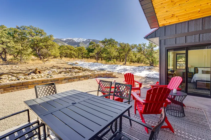 5 Mi to Great Sand Dunes NP: Mountain Retreat! - Image 1