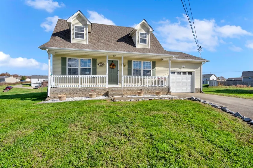 Bigger & Better 3BR Home for 8 | Mid-Term | King - Image 1